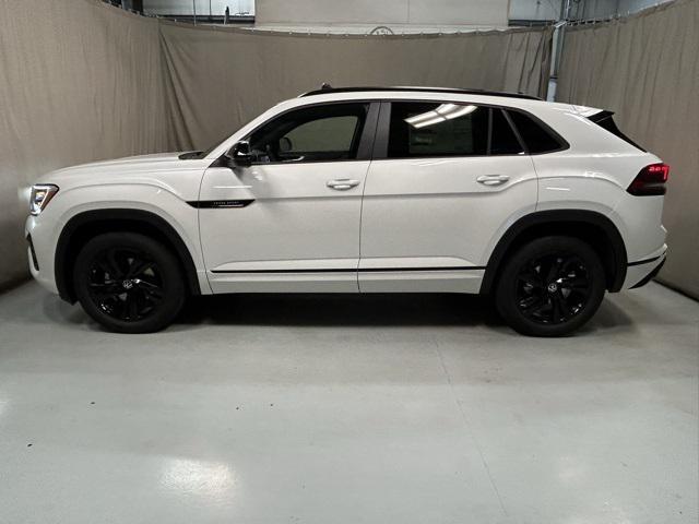new 2026 Volkswagen Atlas Cross Sport car, priced at $53,188