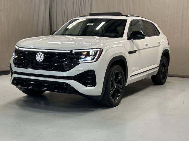 new 2026 Volkswagen Atlas Cross Sport car, priced at $53,188