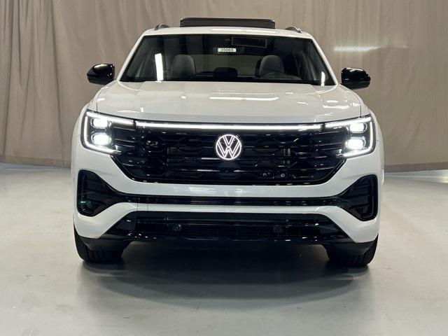 new 2026 Volkswagen Atlas Cross Sport car, priced at $53,188