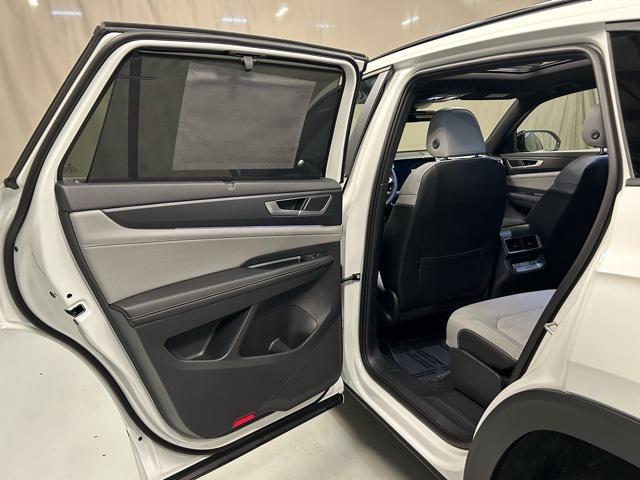 new 2026 Volkswagen Atlas Cross Sport car, priced at $53,188