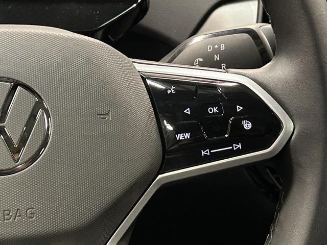 new 2025 Volkswagen ID.4 car, priced at $47,766