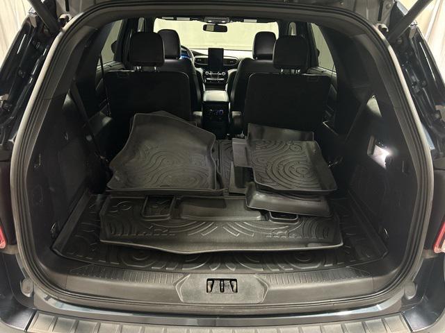 used 2022 Ford Explorer car, priced at $35,700
