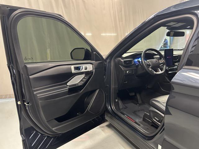 used 2022 Ford Explorer car, priced at $35,700