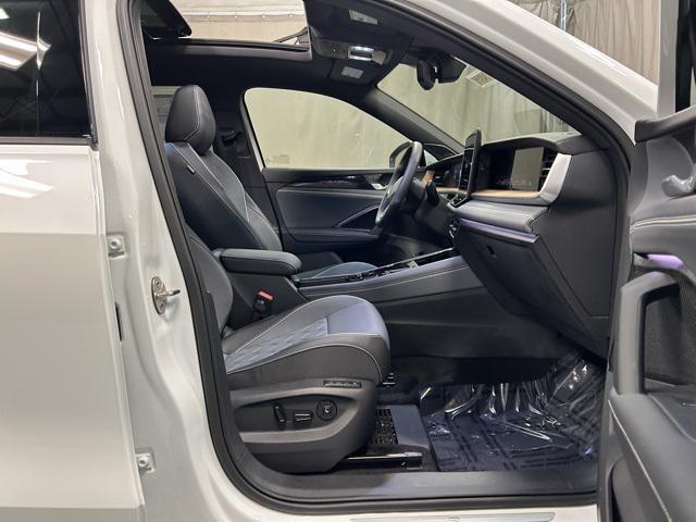 new 2025 Volkswagen Tiguan car, priced at $42,741