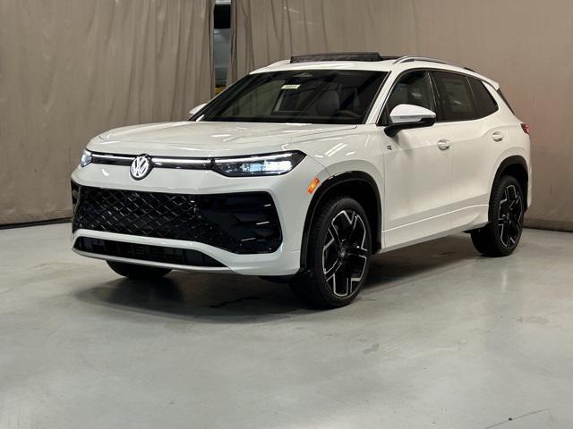 new 2025 Volkswagen Tiguan car, priced at $42,741