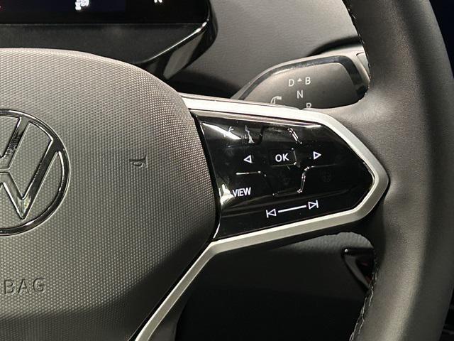 new 2025 Volkswagen ID.4 car, priced at $46,566