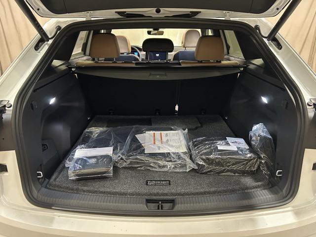 new 2026 Volkswagen Atlas Cross Sport car, priced at $52,688