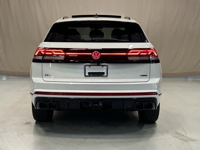 new 2026 Volkswagen Atlas Cross Sport car, priced at $52,688