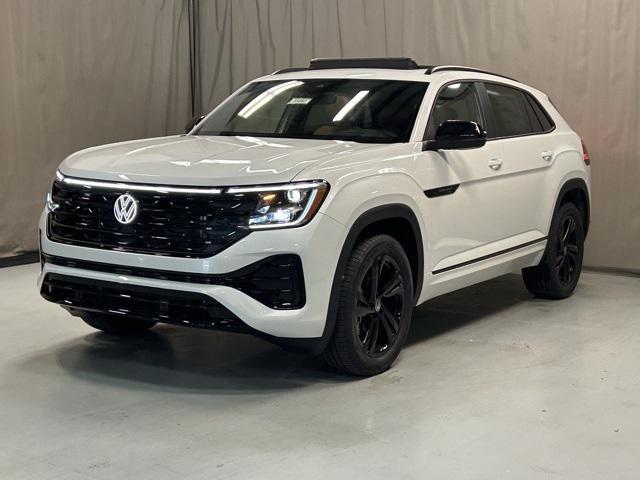 new 2026 Volkswagen Atlas Cross Sport car, priced at $52,688