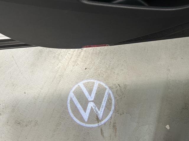 new 2026 Volkswagen Atlas Cross Sport car, priced at $52,688