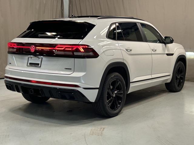 new 2026 Volkswagen Atlas Cross Sport car, priced at $52,688