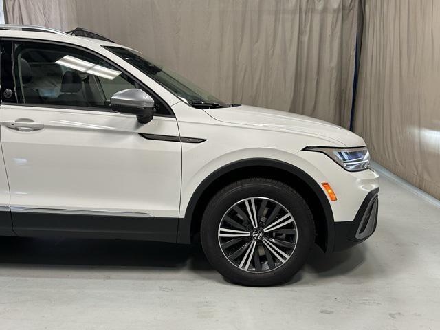 new 2024 Volkswagen Tiguan car, priced at $32,699