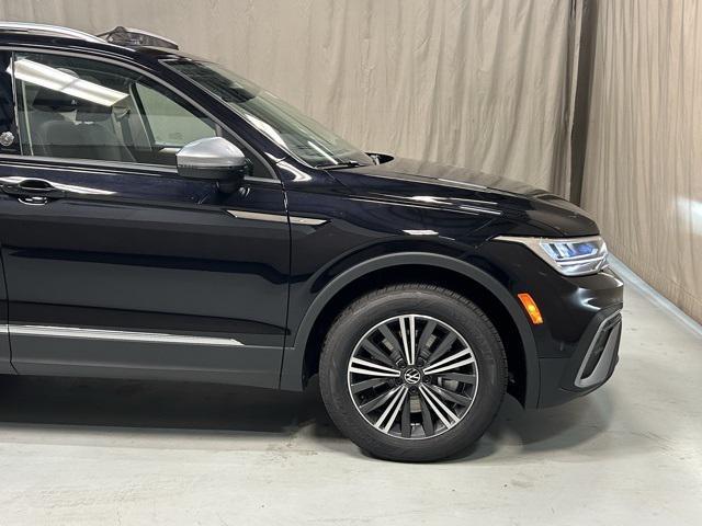 new 2024 Volkswagen Tiguan car, priced at $32,526