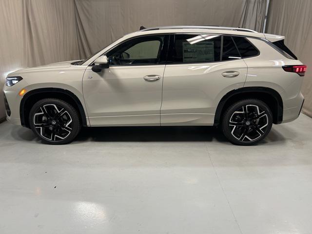 new 2025 Volkswagen Tiguan car, priced at $43,036