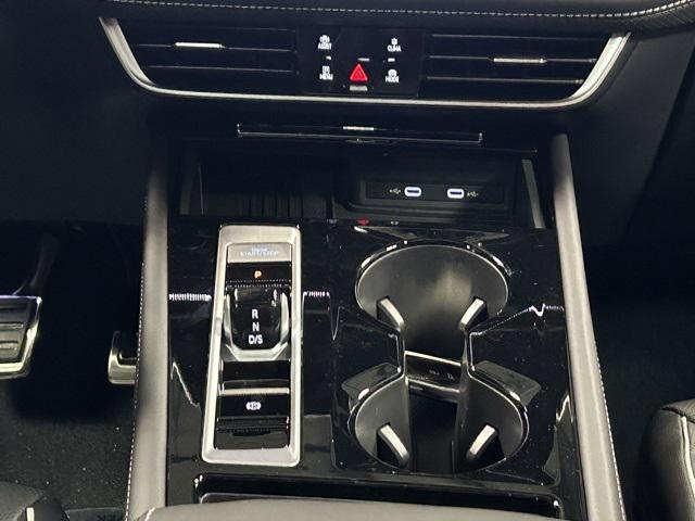 new 2025 Volkswagen Atlas car, priced at $52,891