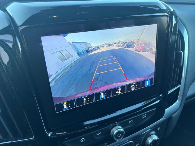 used 2022 Chevrolet Traverse car, priced at $36,464