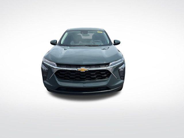 new 2025 Chevrolet Trax car, priced at $22,750
