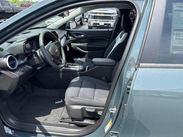 new 2025 Chevrolet Trax car, priced at $22,750