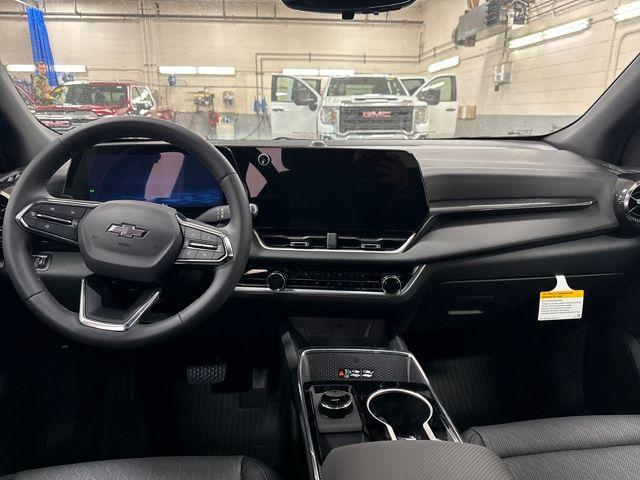 new 2026 Chevrolet Equinox car, priced at $35,826