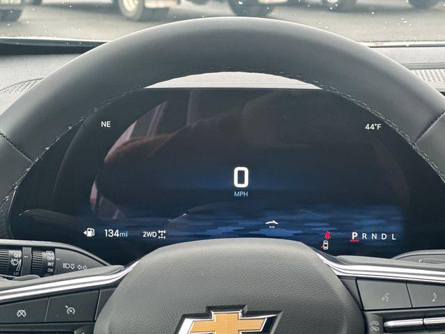 new 2026 Chevrolet Equinox car, priced at $34,240