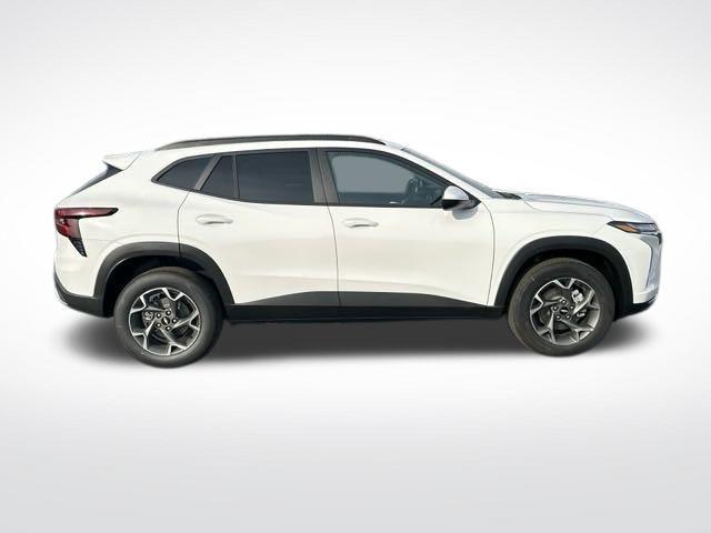 new 2025 Chevrolet Trax car, priced at $24,640
