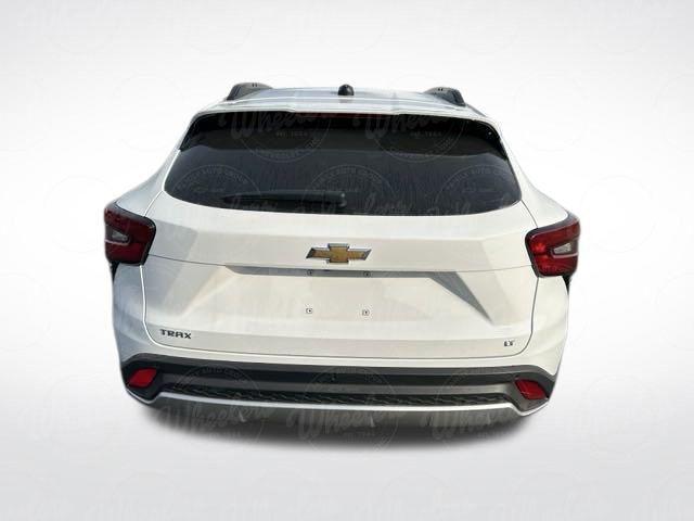 new 2025 Chevrolet Trax car, priced at $24,640