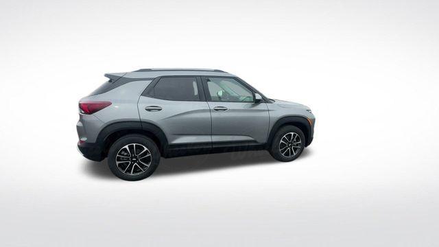 new 2025 Chevrolet TrailBlazer car, priced at $29,804