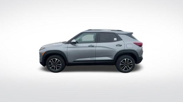 new 2025 Chevrolet TrailBlazer car, priced at $28,804