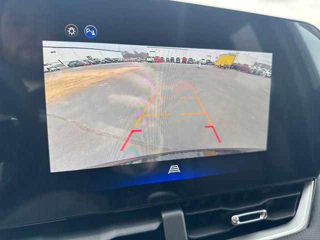 new 2026 Chevrolet Equinox car, priced at $33,985