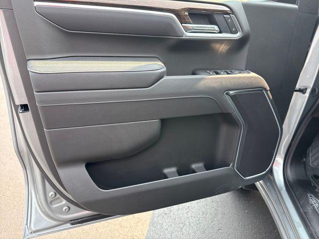 new 2025 GMC Sierra 1500 car, priced at $55,981