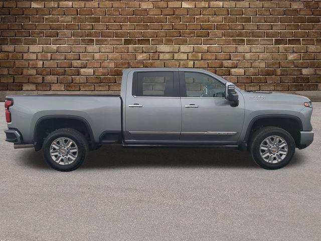 used 2025 Chevrolet Silverado 3500 car, priced at $76,998