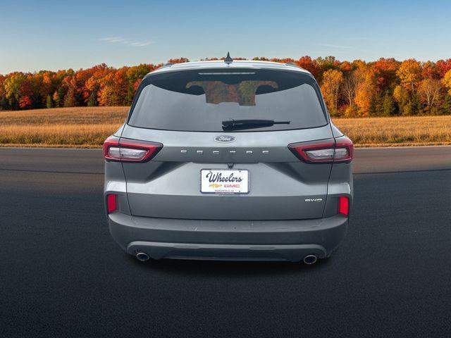 used 2025 Ford Escape car, priced at $26,998