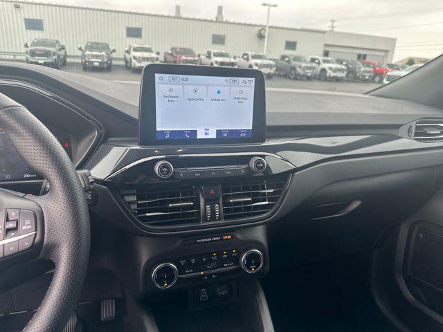used 2025 Ford Escape car, priced at $26,998