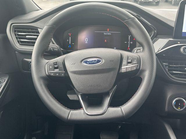 used 2025 Ford Escape car, priced at $26,998