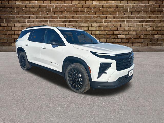 new 2026 Chevrolet Traverse car, priced at $49,525