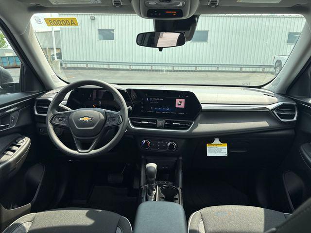 new 2026 Chevrolet TrailBlazer car, priced at $27,925