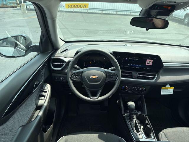 new 2026 Chevrolet TrailBlazer car, priced at $27,925