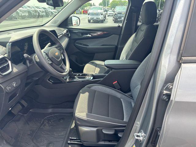 new 2026 Chevrolet TrailBlazer car, priced at $27,925