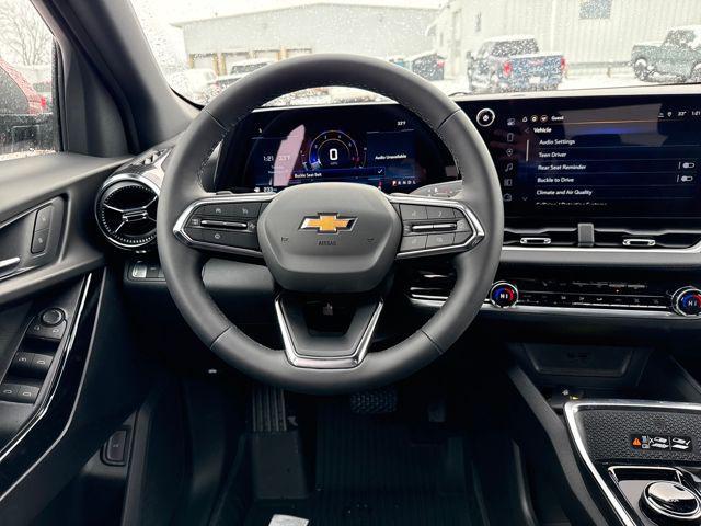 new 2026 Chevrolet Equinox car, priced at $34,443