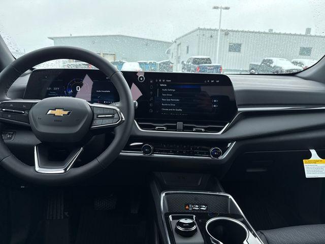 new 2026 Chevrolet Equinox car, priced at $34,443