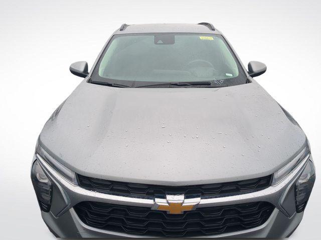 used 2024 Chevrolet Trax car, priced at $22,374
