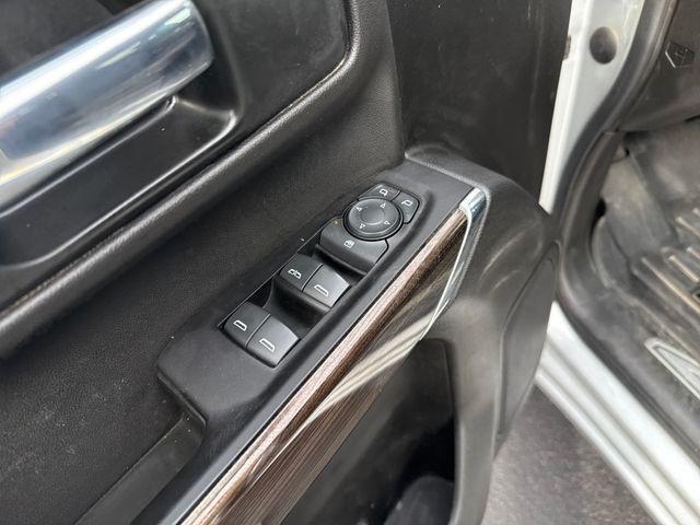 used 2022 Chevrolet Silverado 1500 car, priced at $35,996