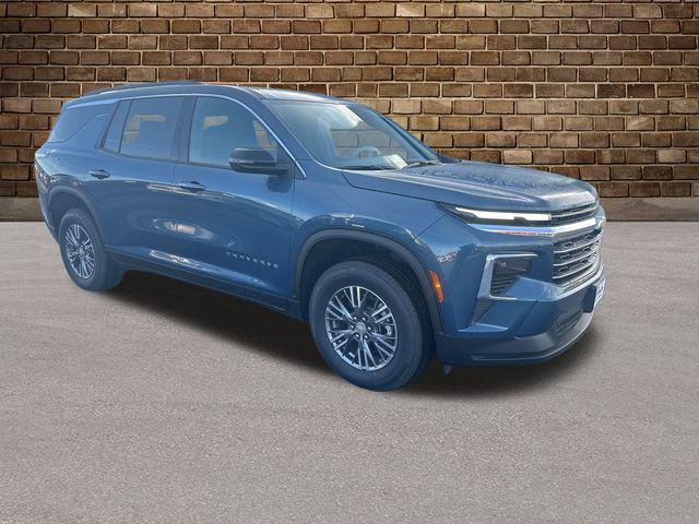 new 2026 Chevrolet Traverse car, priced at $43,368