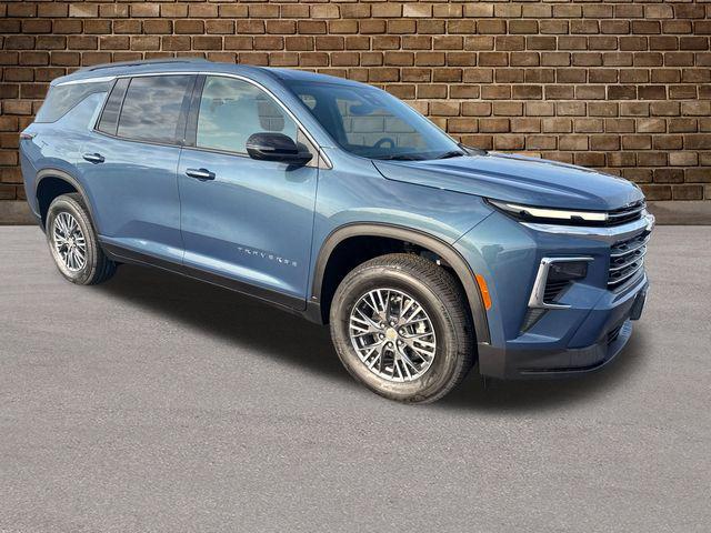 new 2026 Chevrolet Traverse car, priced at $44,195