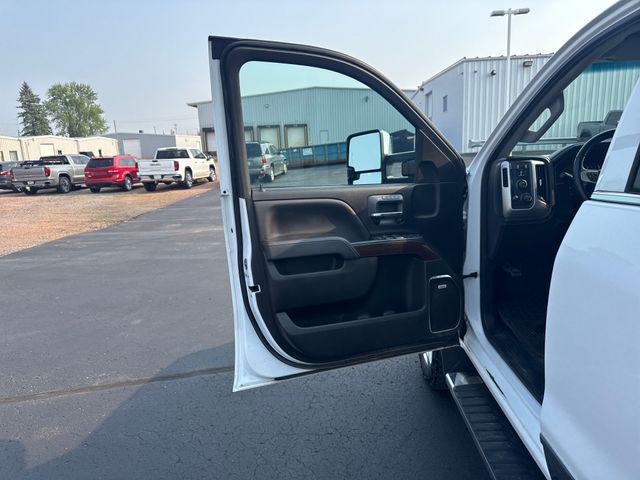 used 2018 GMC Sierra 2500 car, priced at $34,724