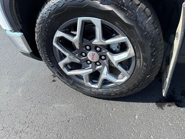 used 2024 GMC Sierra 1500 car, priced at $50,986