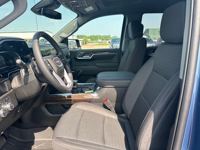 new 2025 GMC Sierra 1500 car, priced at $58,949