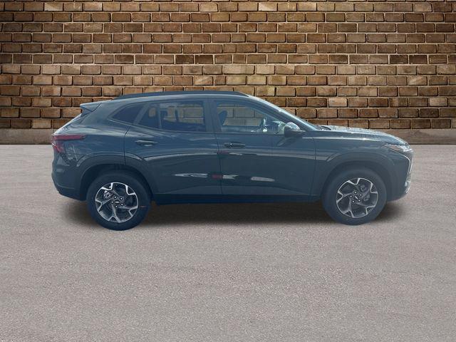 new 2025 Chevrolet Trax car, priced at $25,607