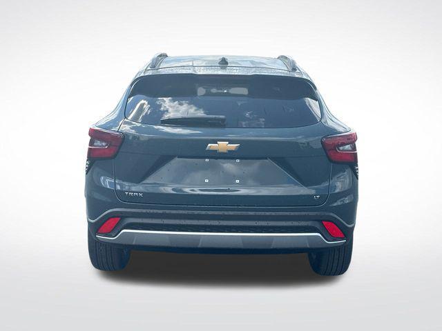 new 2025 Chevrolet Trax car, priced at $25,681