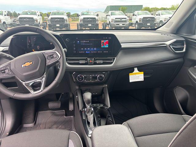 new 2025 Chevrolet TrailBlazer car, priced at $31,449